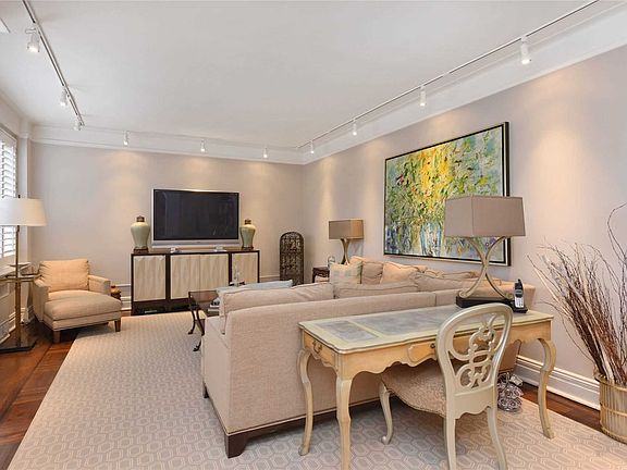 4th image of 819 Broadway APT 2C