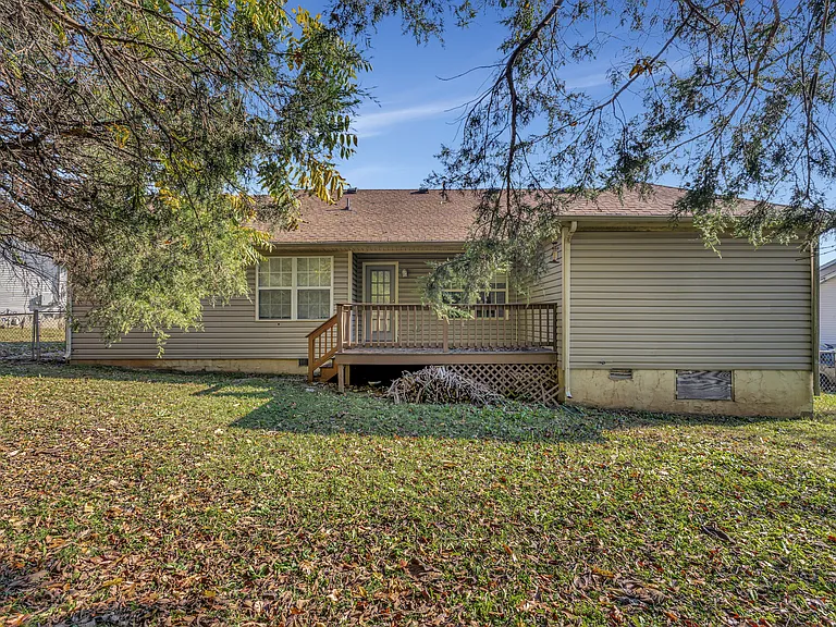 1113 Odom Ct — Photo 7