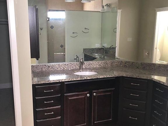 5th image of 1067 Donegal Dr