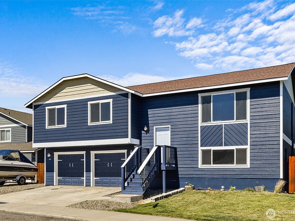 1st image of 1903 Peakview Dr