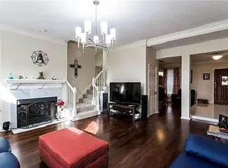 6103 Crystalwood Ct — Photo 5
