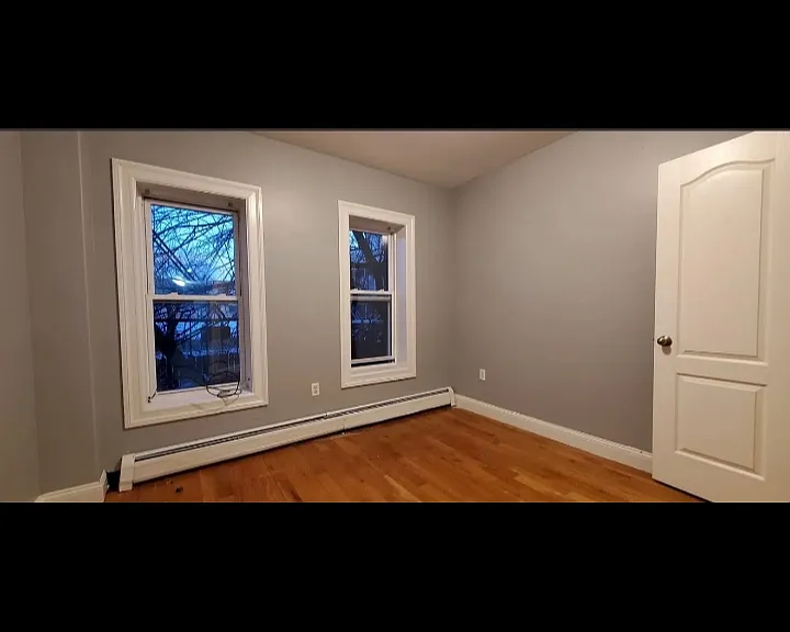 552 Avenue C #4A — Photo 2