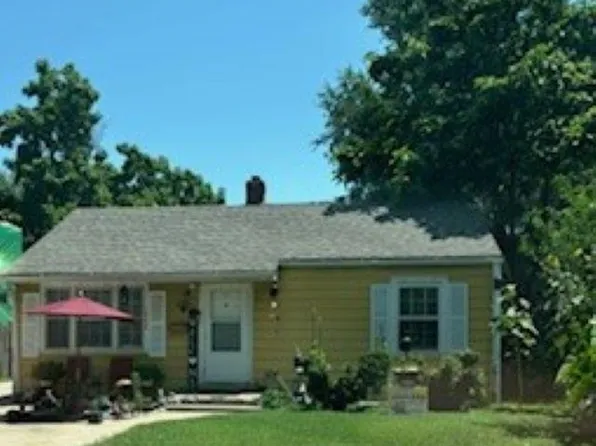 1842 N Grove Ave, Wichita, KS 67214