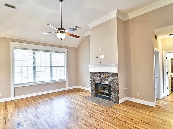 3rd image of 4843 Trevino Ct