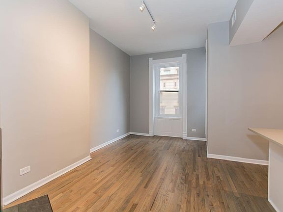 4th image of 47 E Chicago Ave #K6fuah09e