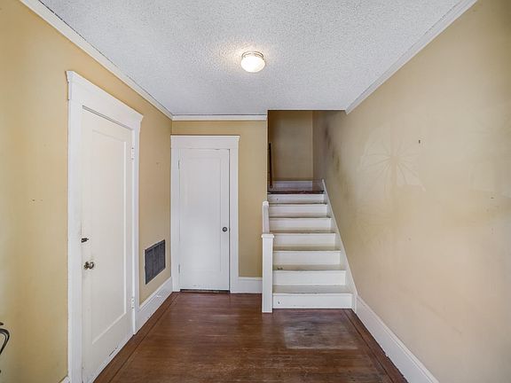 4th image of 1028 Brunswick St