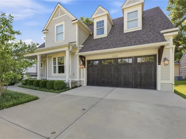 5331 Falmouth Rd, Fairway, KS 66205