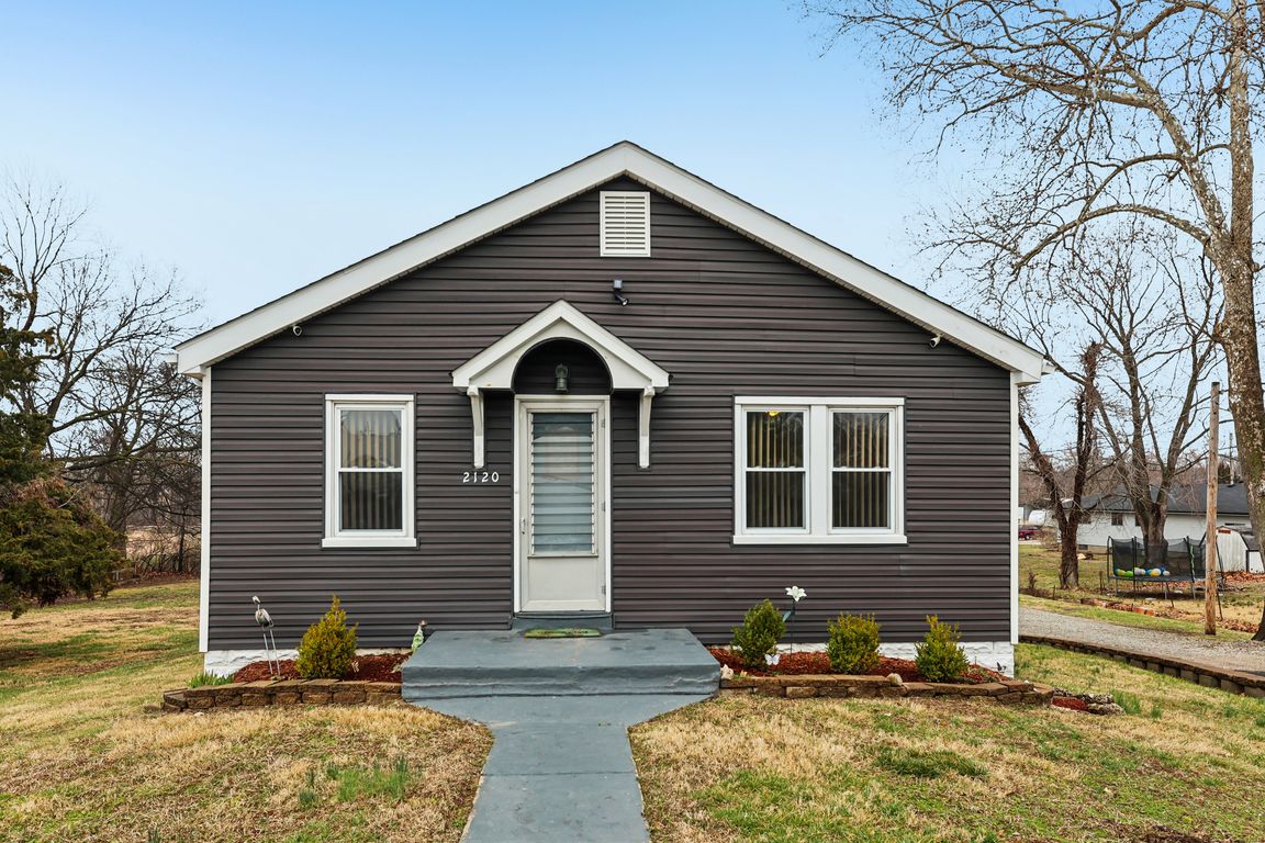 2120 Starling Airport Rd-S0303-001.jpg