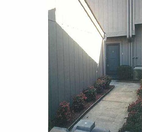3rd image of 240 Northpoint Ave Unit D