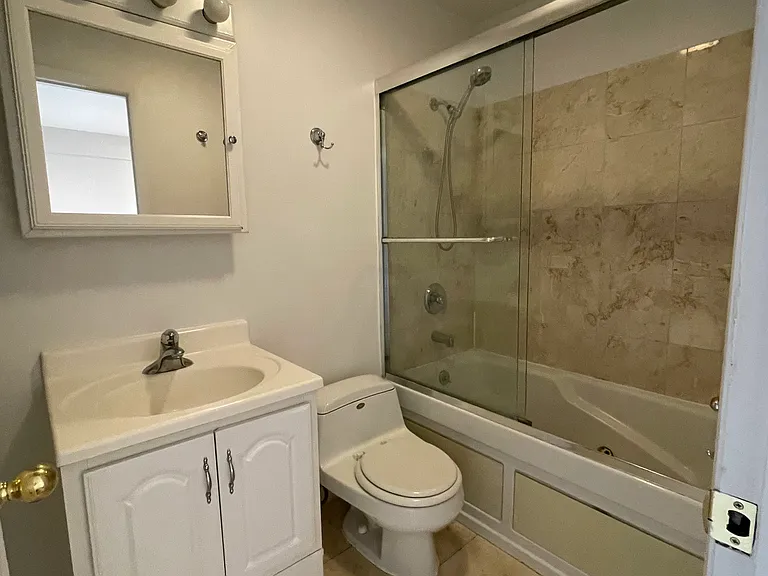 4056 N California Ave #1C — Photo 6