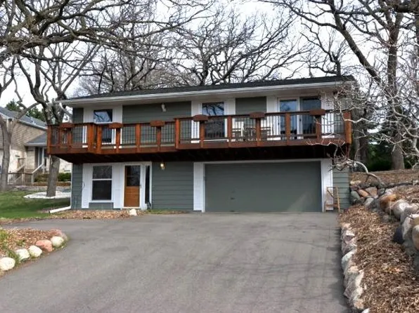 4728 70th St W, Edina, MN 55435