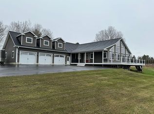 575 Hayward Rd, Derby, VT 05829