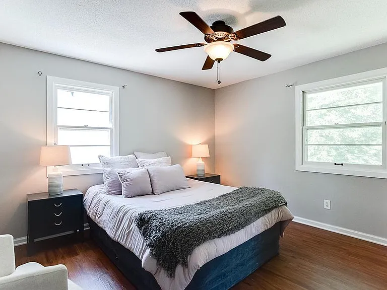 6416 Sherwood Ave — Photo 10