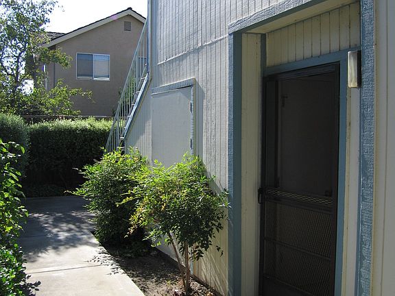 Front Entrance to #48