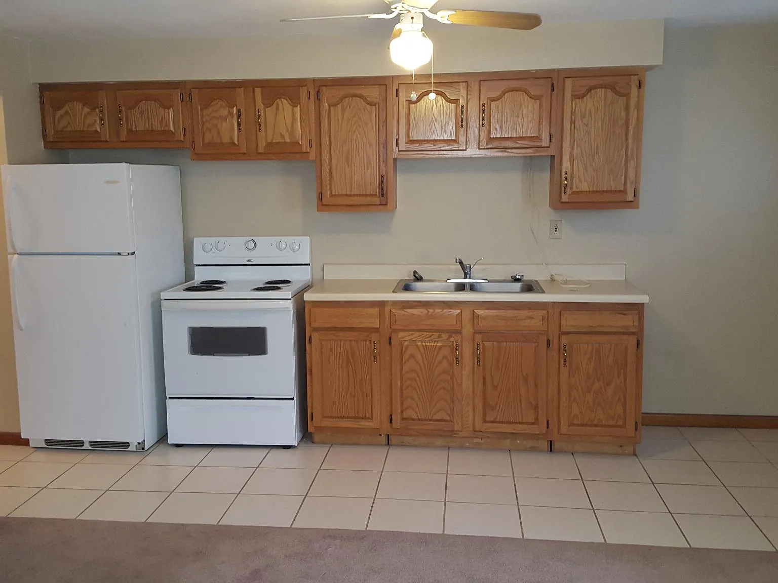 1 bed, 850 sqft, $775 — Photo 2