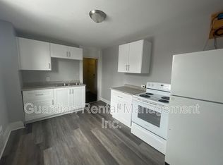 229 McKellar St S #2, Thunder Bay, ON P7E1H6