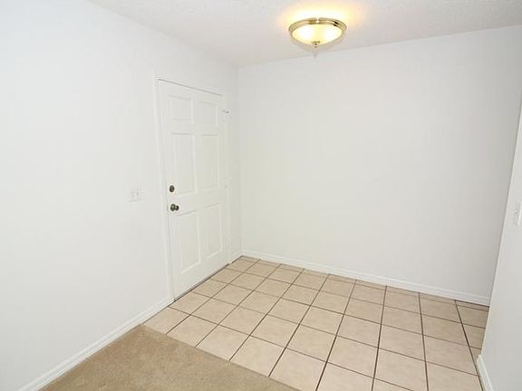 3rd image of 7313 English Moss Ln