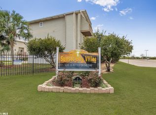 4 Yacht Club Dr APT 78, Daphne, AL 36526