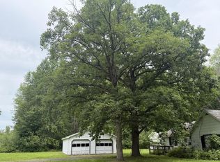 4428 Old 41 Rd, Oconto, WI 54153
