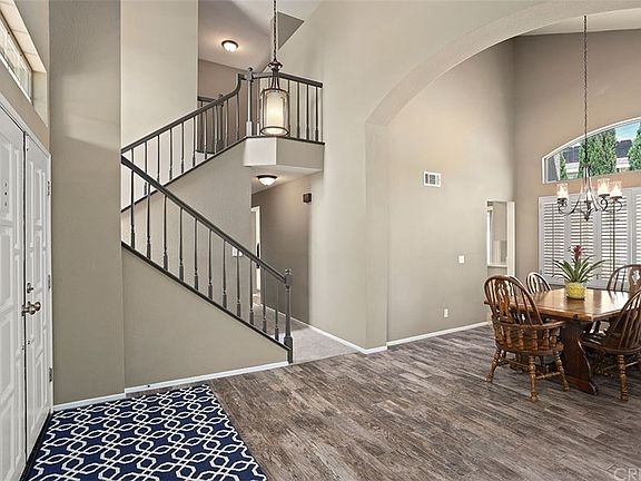 3rd image of 40412 Elderberry Ct