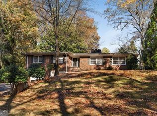 636 Pauley Pl, Sandy Springs, GA