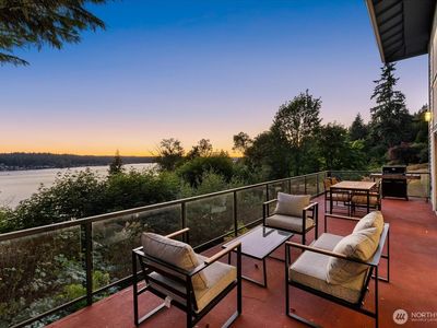 2472 E Lake Sammamish Parkway NE, Sammamish, WA, 98074