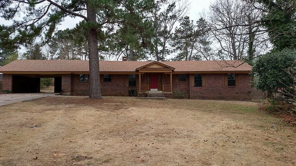 1st image of 203 Chickasaw Cir