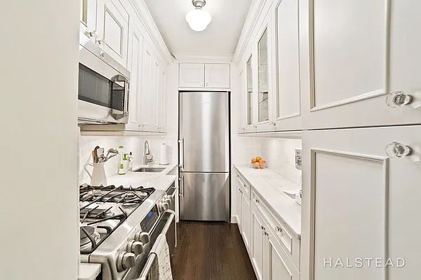 Sold by Halstead Real Estate | media 24