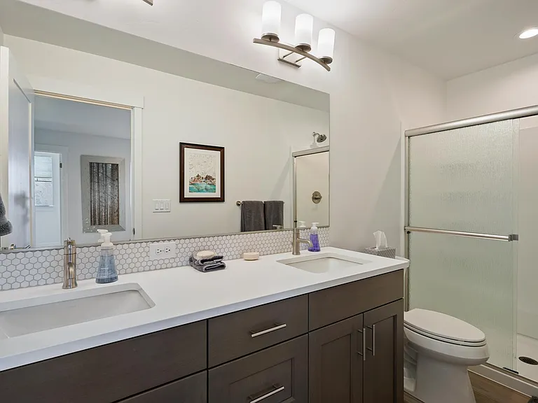 3718 NE Petrosa Ave — Photo 23