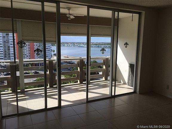 2nd image of 1401 NE Miami Gardens Dr APT 1096