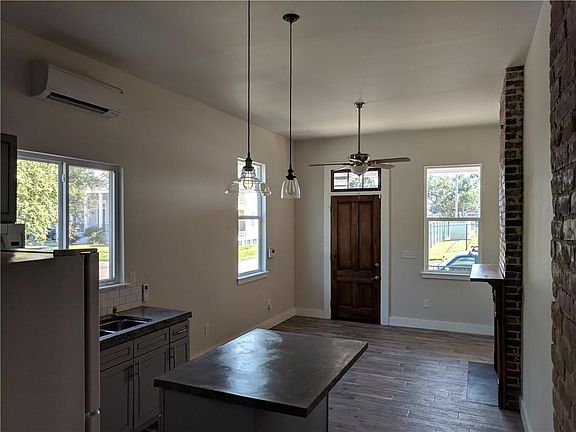 5th image of 2701 Lapeyrouse St