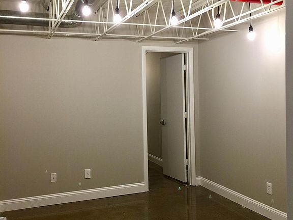 3rd image of 301 Bradley St APT B3