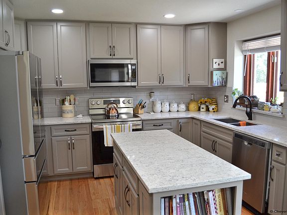 5th image of 3006 Thomas Rd