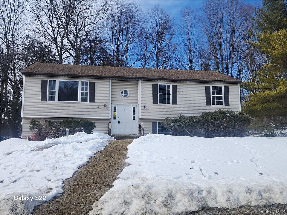 1st image of 41 Holly Hill Drive