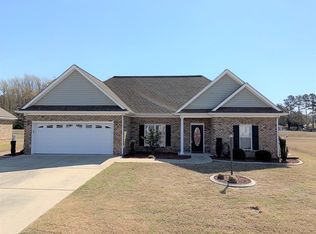 104 S Merganser Dr, Pikeville, NC 27863