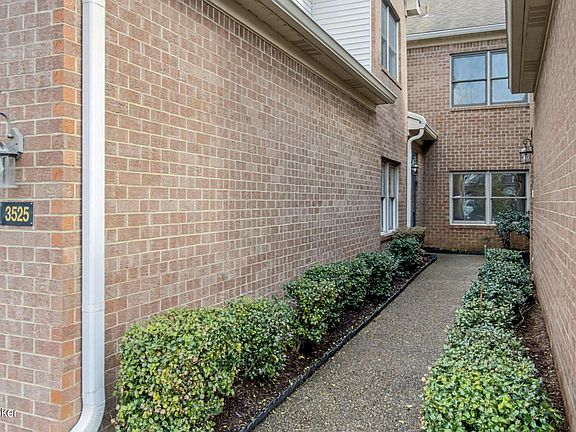 3rd image of 3525 Hurstbourne Ridge Blvd