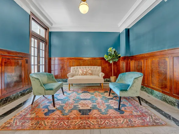 The Diamond Hill Lofts