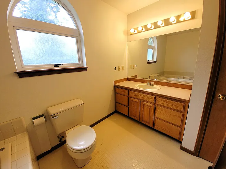3320 Allen Ave — Photo 17