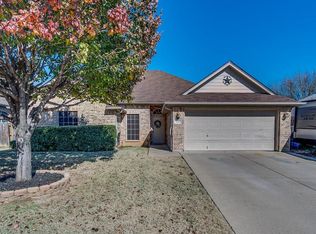 732 Sandgate Dr, Burleson, TX 76028