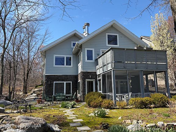 3rd image of 85 Crooked Stick Ln