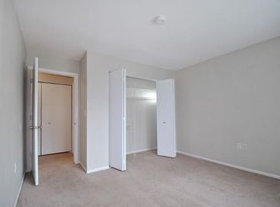 13745 Carmella Ln APT D, Holland, MI 49424