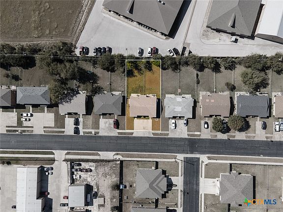 5th image of 3321 Chisholm Trl