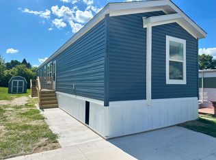 7301 Maize Dr NE, Belmont, MI 49306