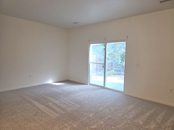 2nd image of 12774 Ivanhoe St