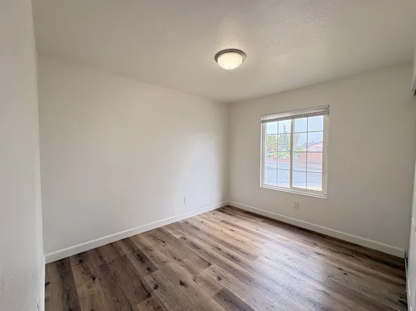 3886 Meadowbrook Cir, Pittsburg, CA 94565