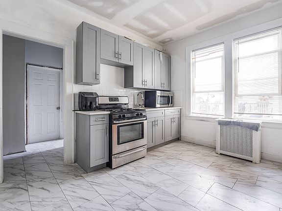 4th image of 523 Beardsley Ave #1R