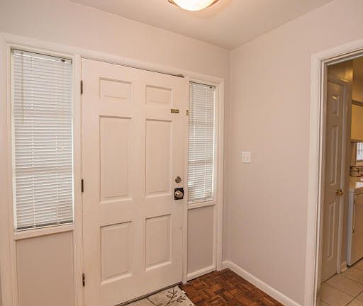 4th image of 115 Montgomery Dr