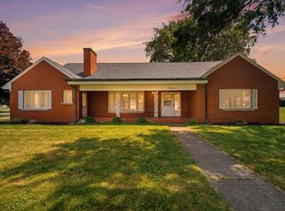 307 N 6th St, Kentland, IN 47951