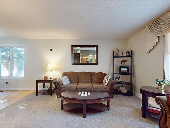 3rd image of 353 Lockwood Road