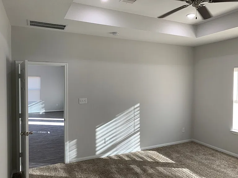 22423 Woodlake Rd — Photo 7